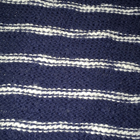 Gap Kids navy blue and white striped sweater - Picture 2 of 3